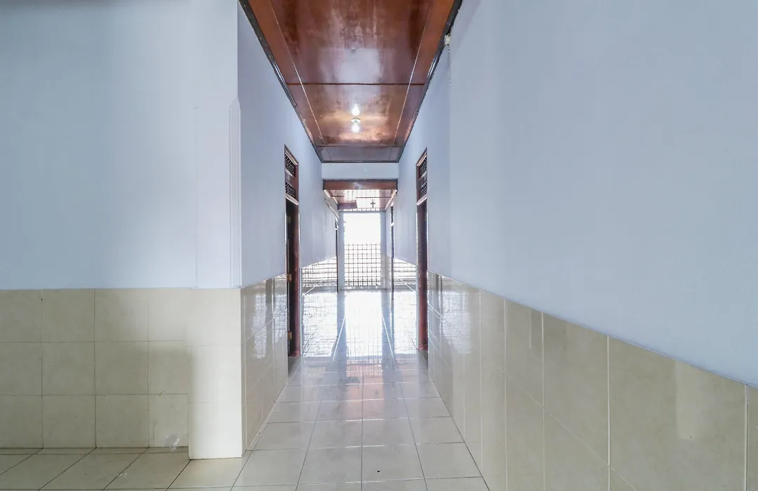 Hotel Dewata Indah Denpasar Mitra Reddoorz-1