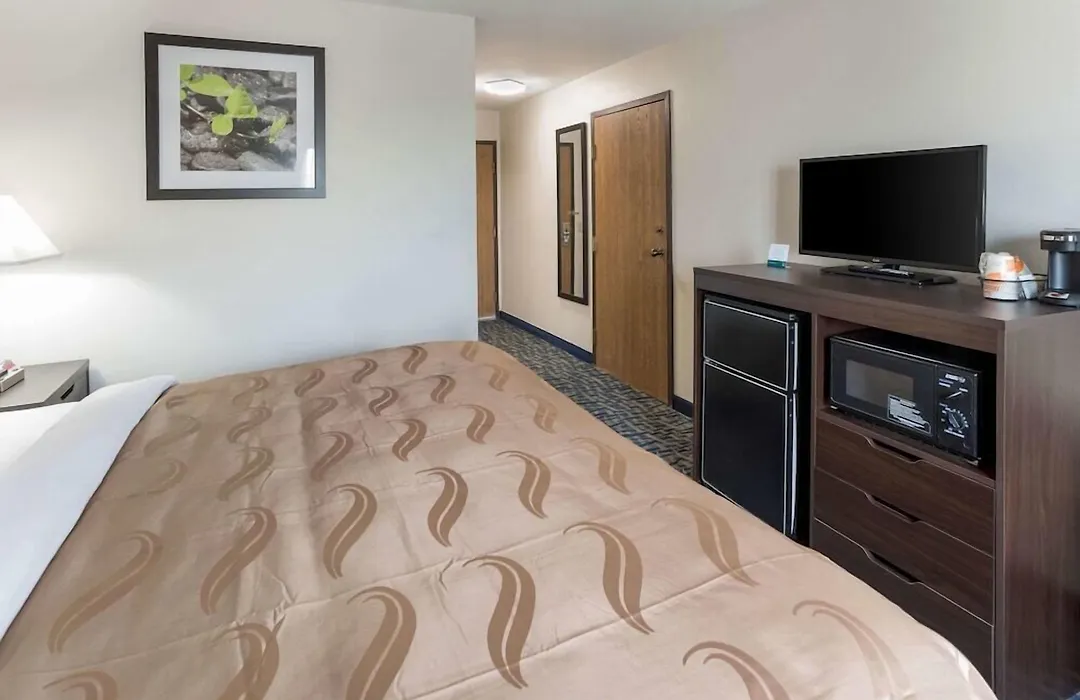 Quality Inn Rochelle-1