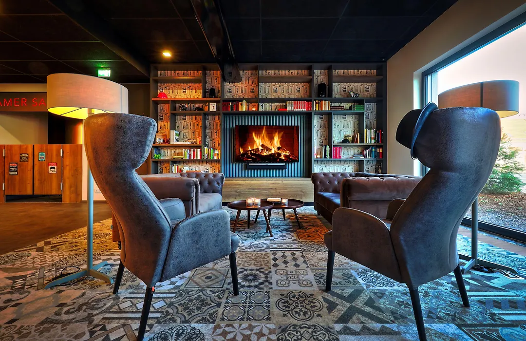 Emils Hotel-1