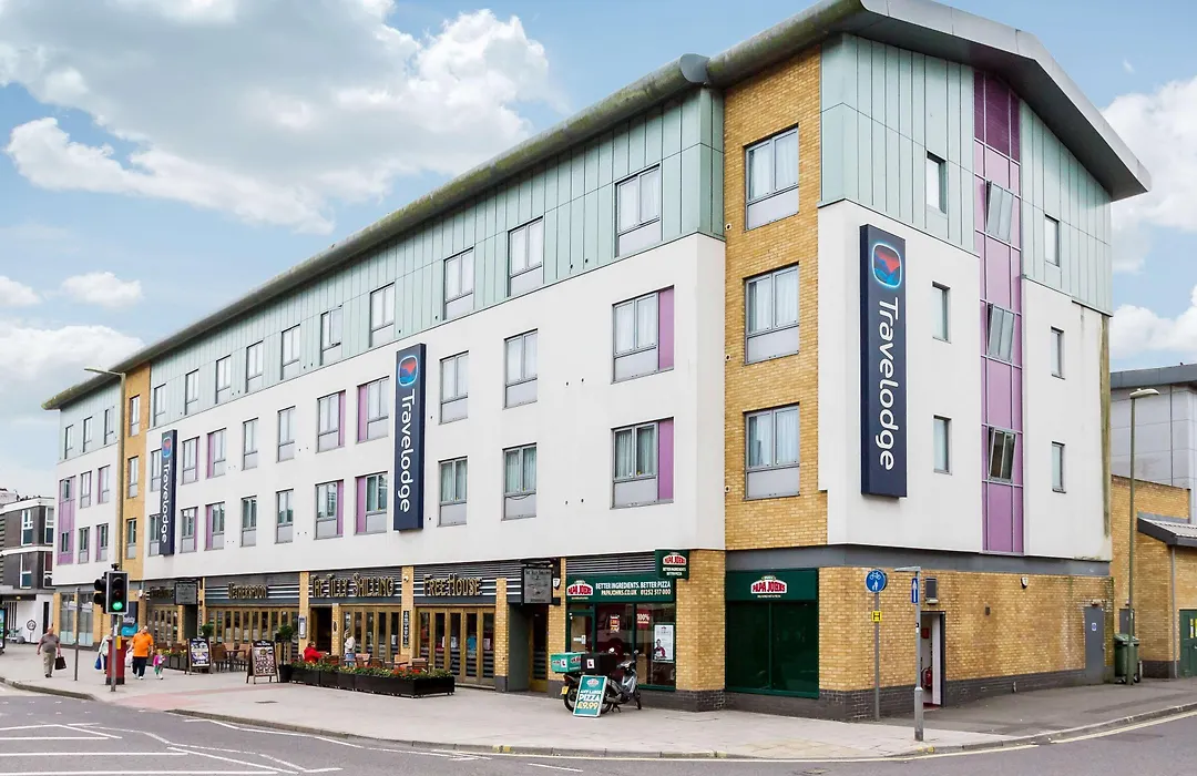 Travelodge Farnborough Central-1
