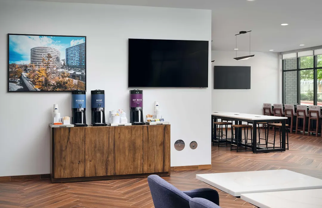 Hampton Inn Towson Downtown-1