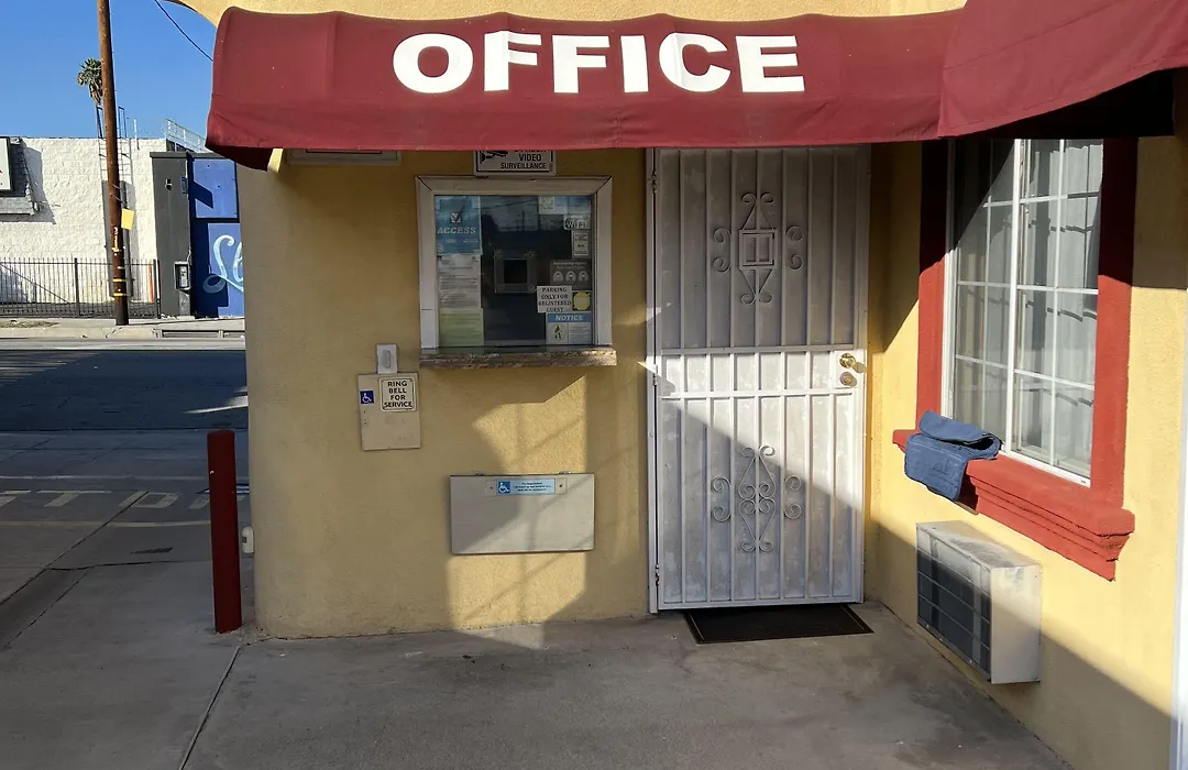 King Motel-1