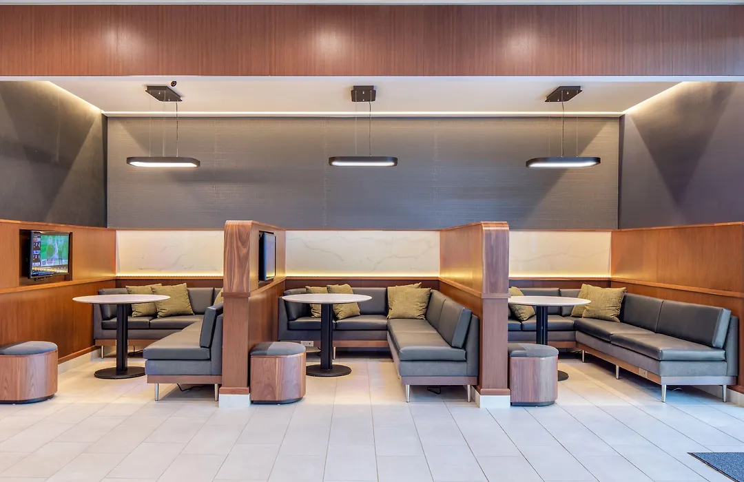 Courtyard By Marriott Conway-1