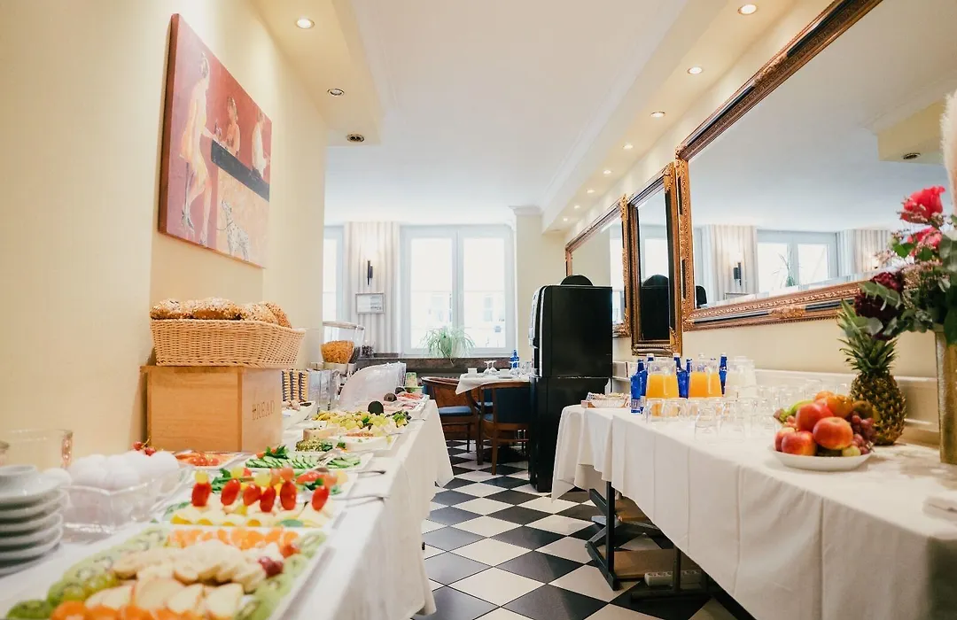 Altstadt Hotel St. Georg-1