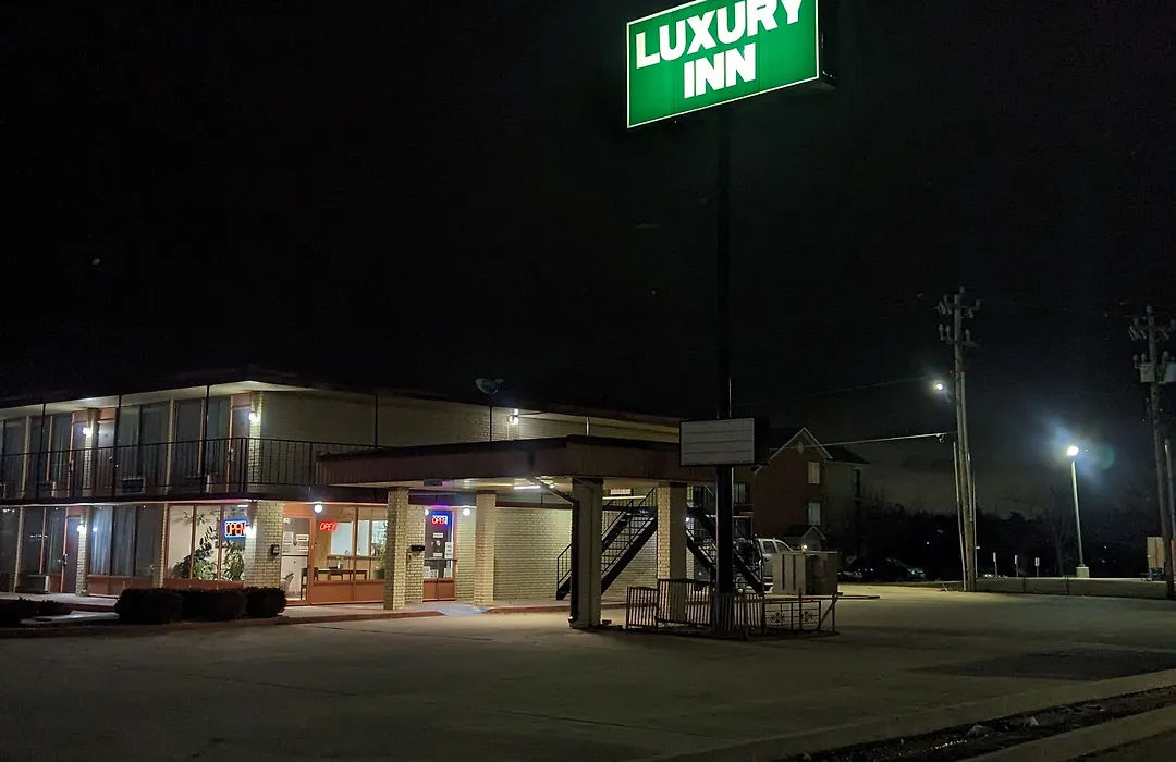 Luxury Inn-1