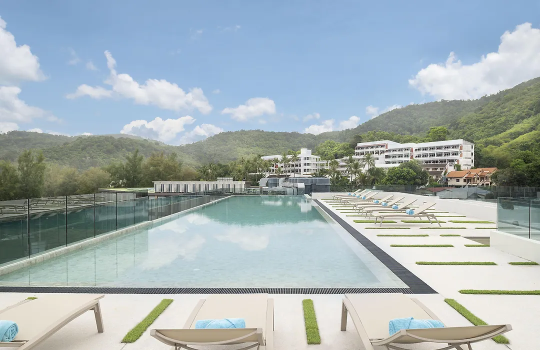 Jonox Phuket Karon Hotel-1