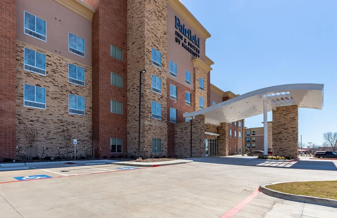 Fairfield Inn & Suites Dallas Arlington South-1