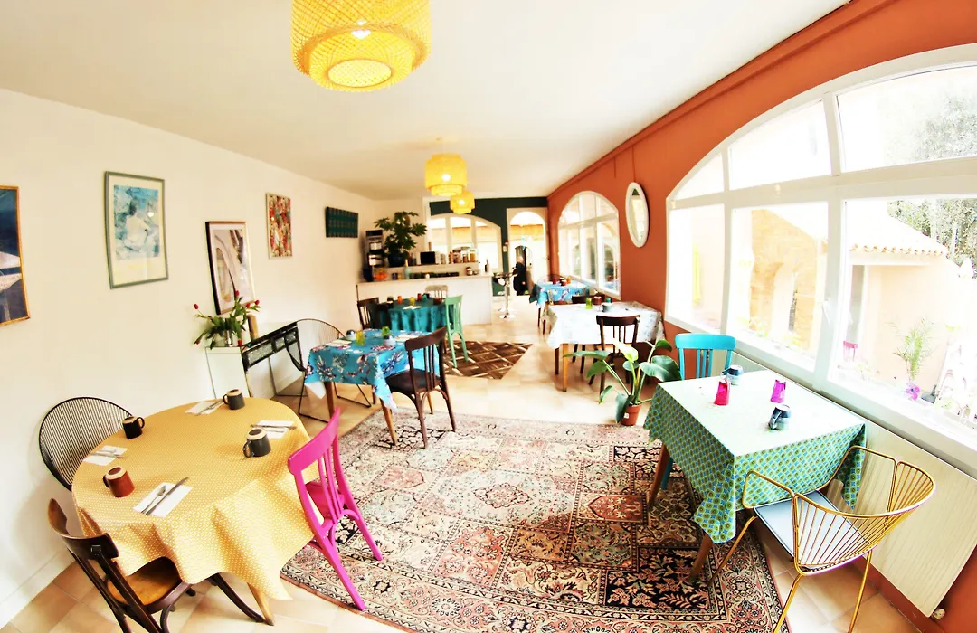 Hotel & Cantine De La Plage-1