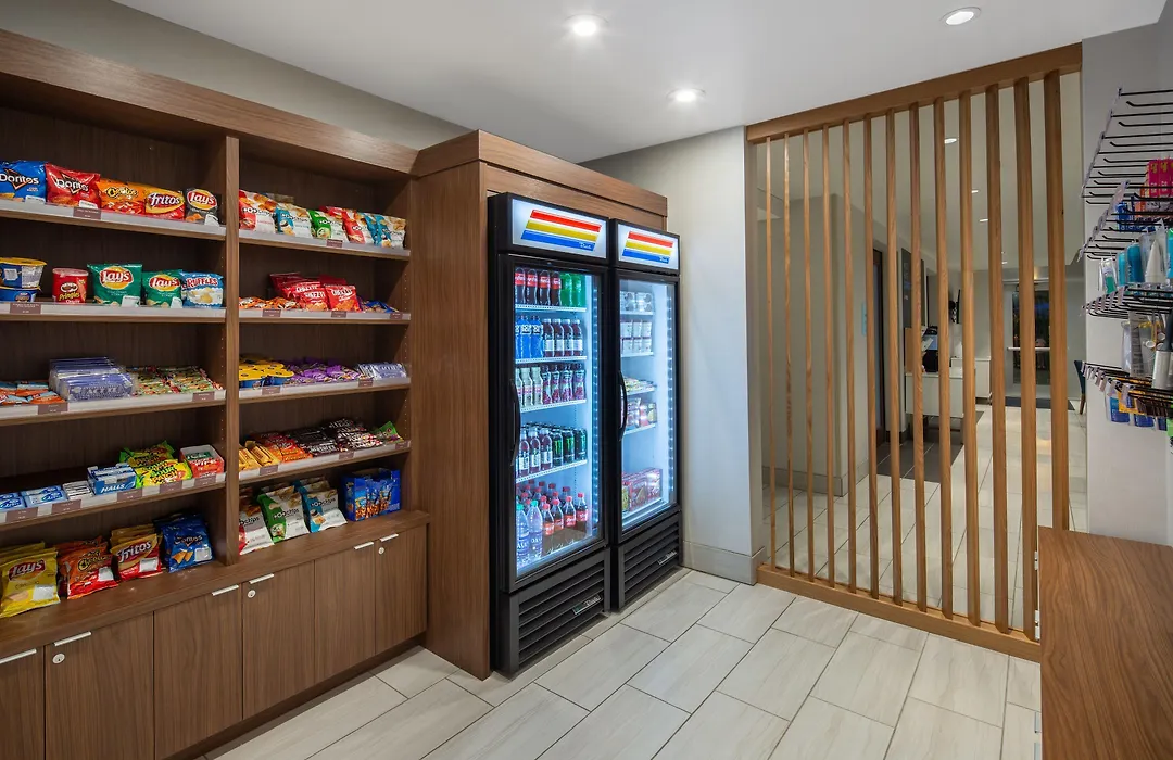 Holiday Inn Express & Suites Chico By Ihg-1