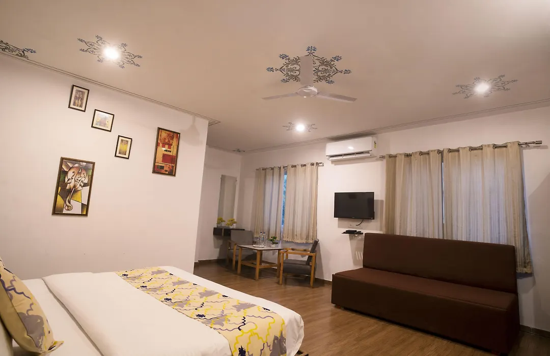 Tripli Hotels Arunoday Palace-1