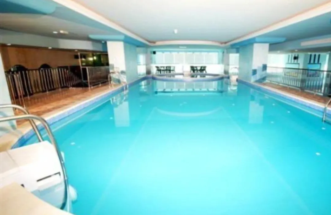 Al Bustan Tower Hotel Suites-1