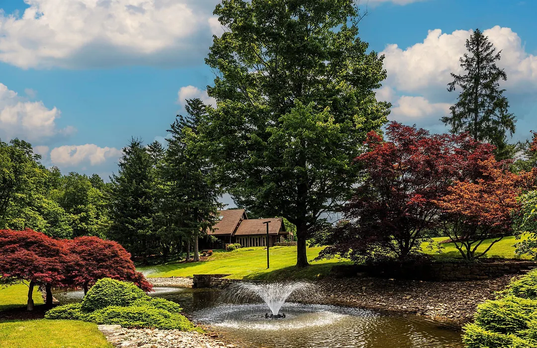 Baywood Conference And Lodging Center-1