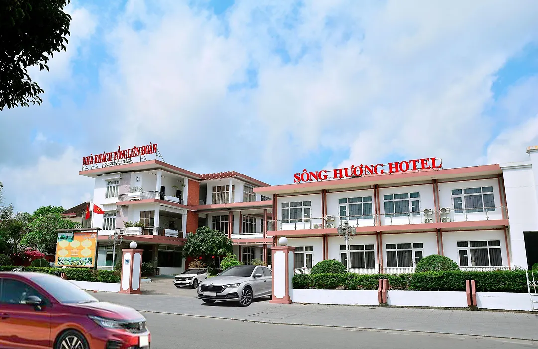 Song Huong Hue Hotel-1