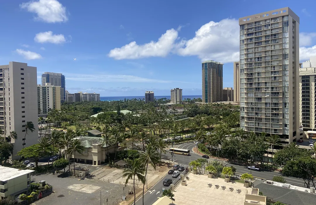 Waikiki Monarch Hotel-1