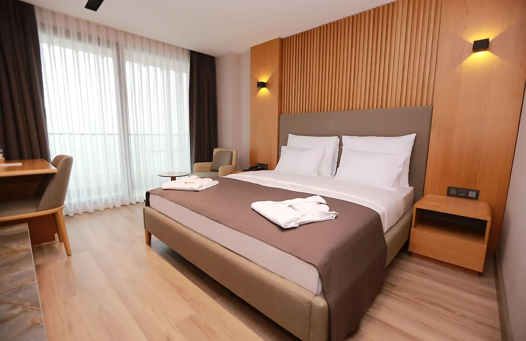 Pikola Otel-1