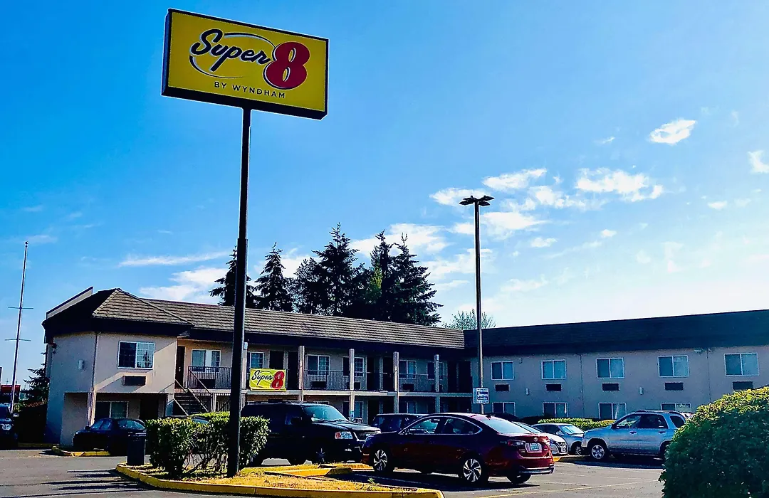 Super 8 By Wyndham Lynnwood-1