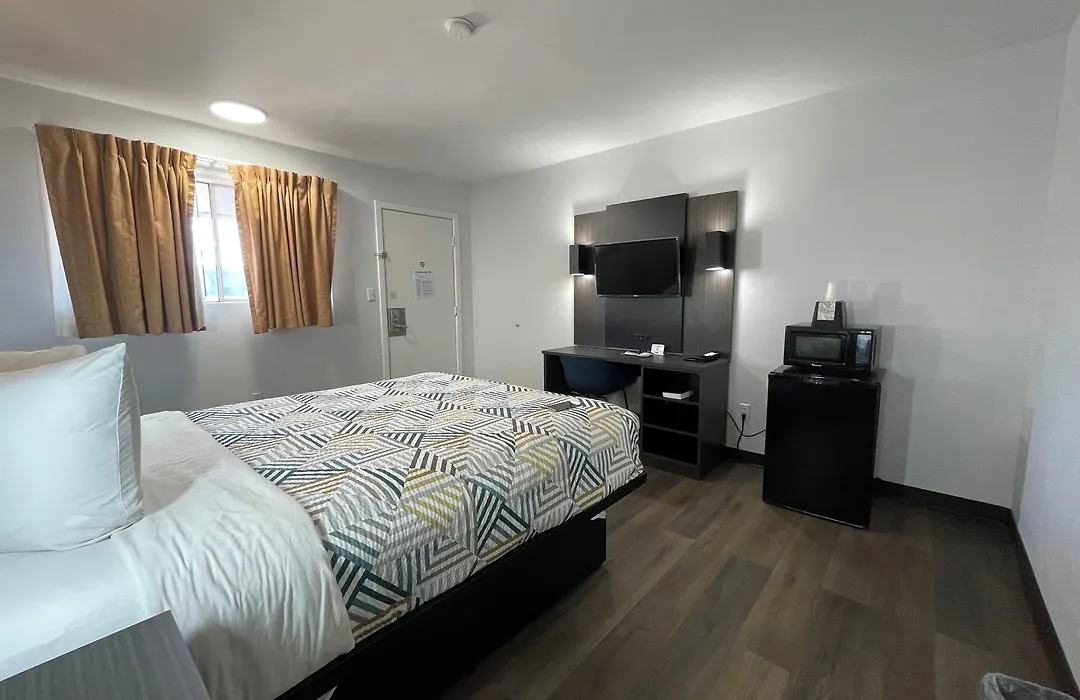 Motel 6 Artesia, Nm-1