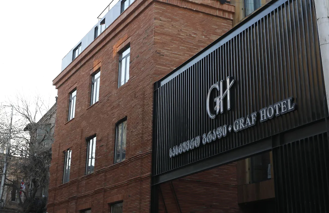 Graf Hotel-1