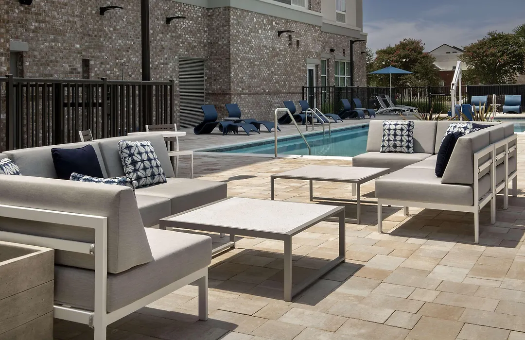 Hilton Garden Inn Pensacola Downtown-1