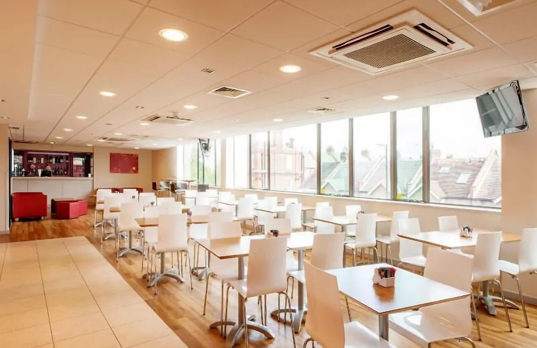 Travelodge London Teddington-1