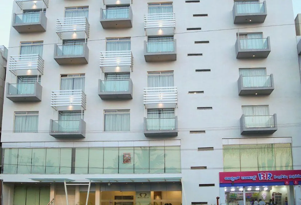 Hotel Milan-1