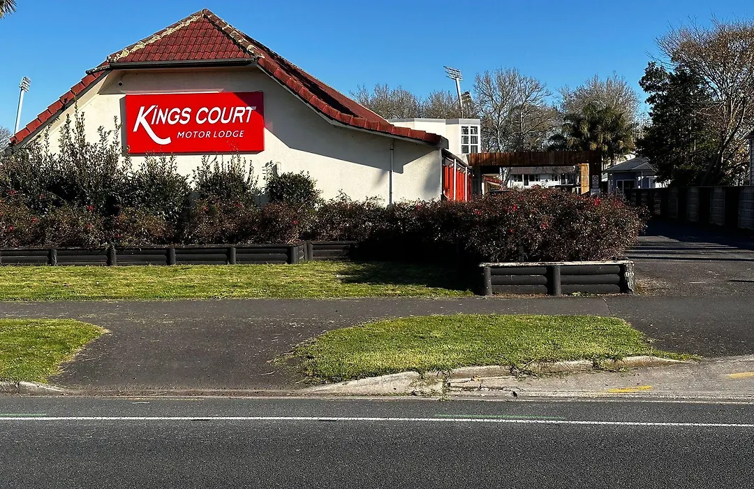 Kings Court Motor Lodge-1