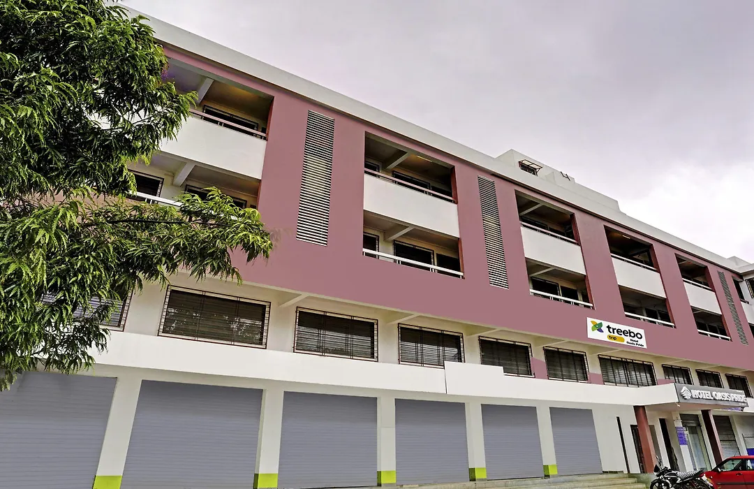 Itsy Hotels Oasis Pride-1