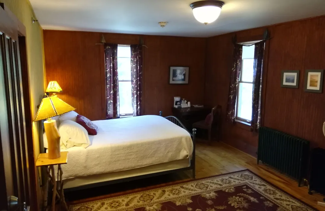 The Woods Inn-1
