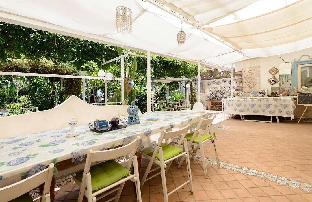 Giardino Segreto - Via Foria 216 Ammezzato-1