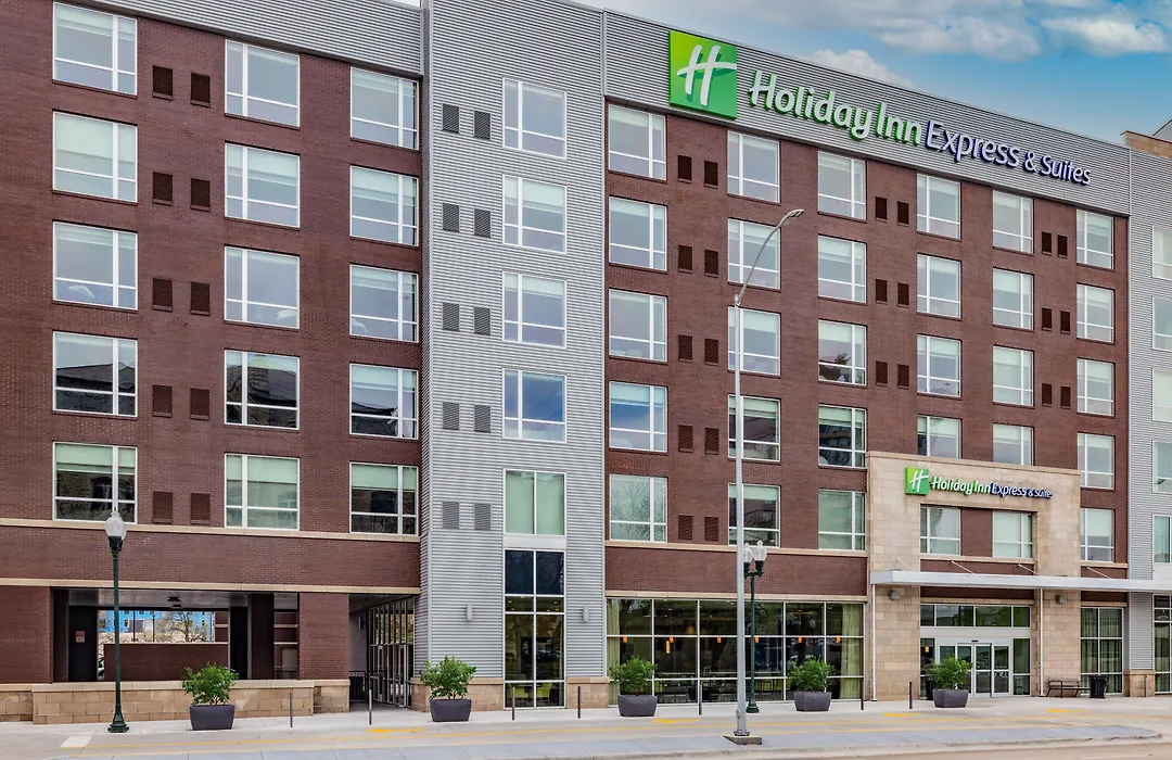 Holiday Inn Express & Suites - Lincoln Downtown By Ihg-1