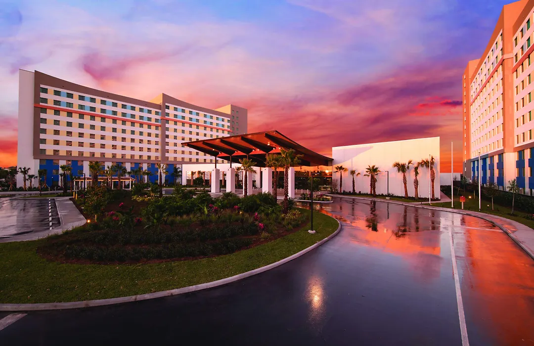 Universal'S Endless Summer Resort - Dockside Inn And Suites-1