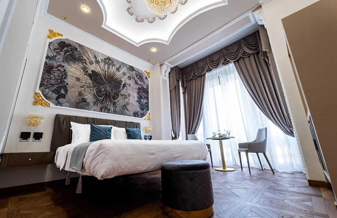 Queen Cattleya Suite-1