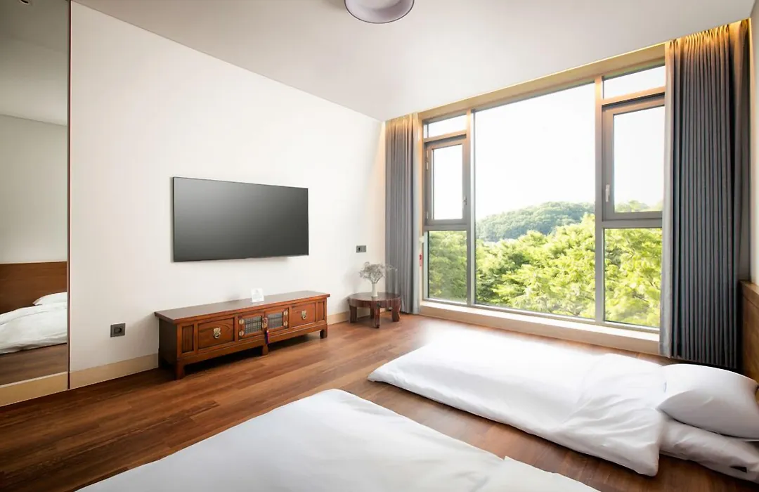 Daon Hotel-1