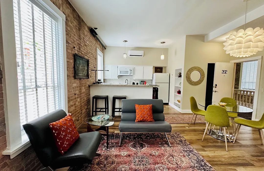 Bisbee Brownstone Suites-1