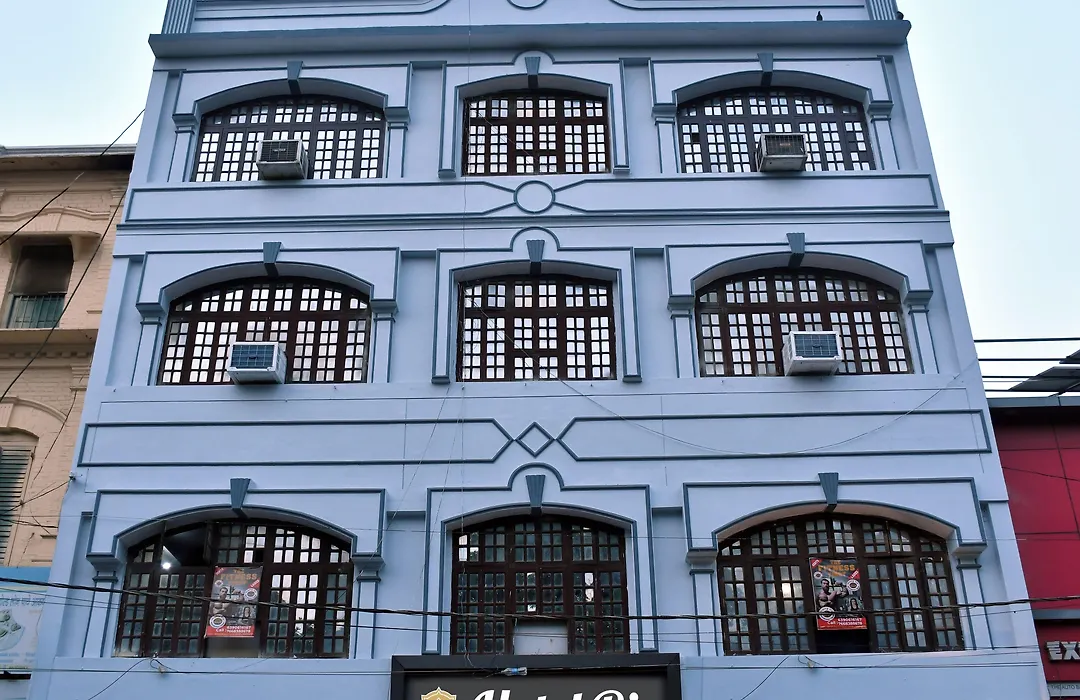 Hotel Riz Varanasi-1