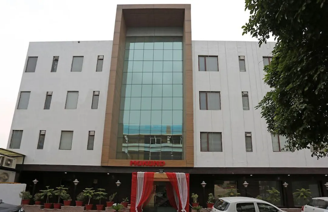Hotel Mukund Residency And Banquet-1
