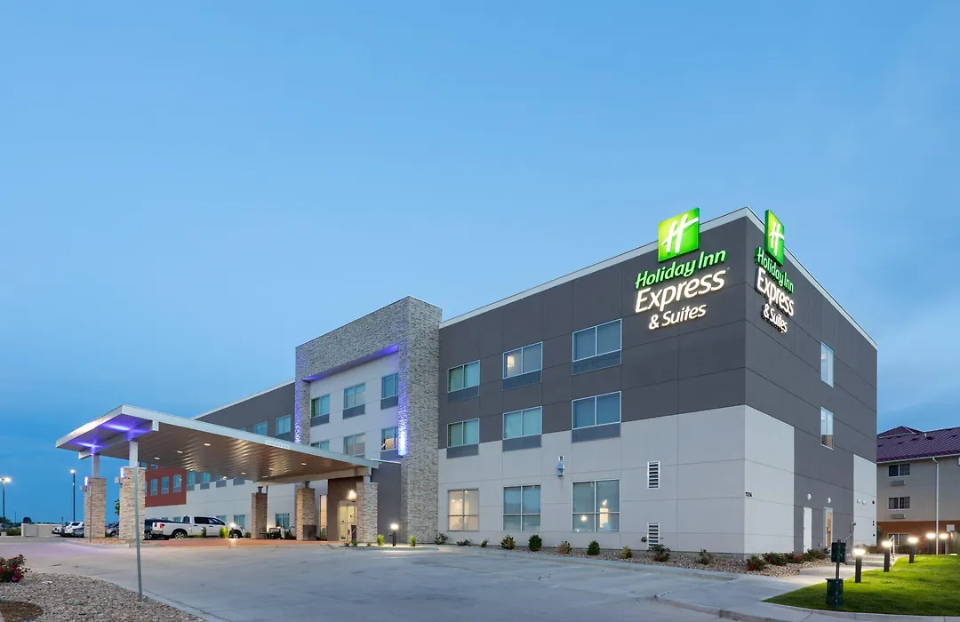 Holiday Inn Express & Suites - Firestone - Longmont By Ihg-1