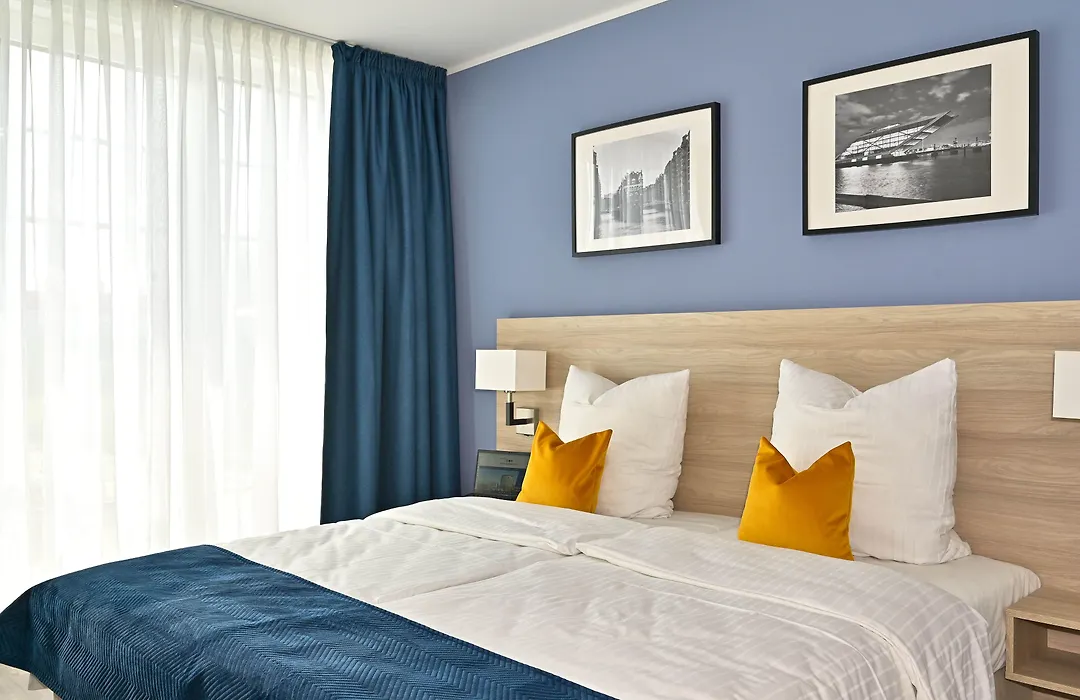 HotelHafenWedel-1