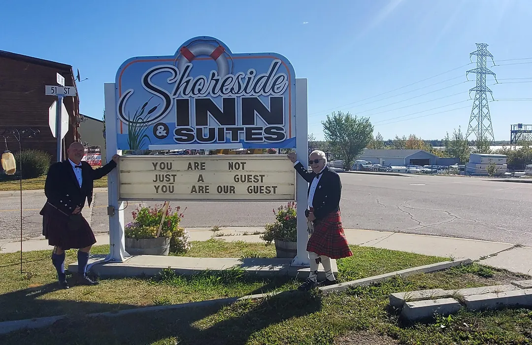 Shoreside Inn & Suites-1