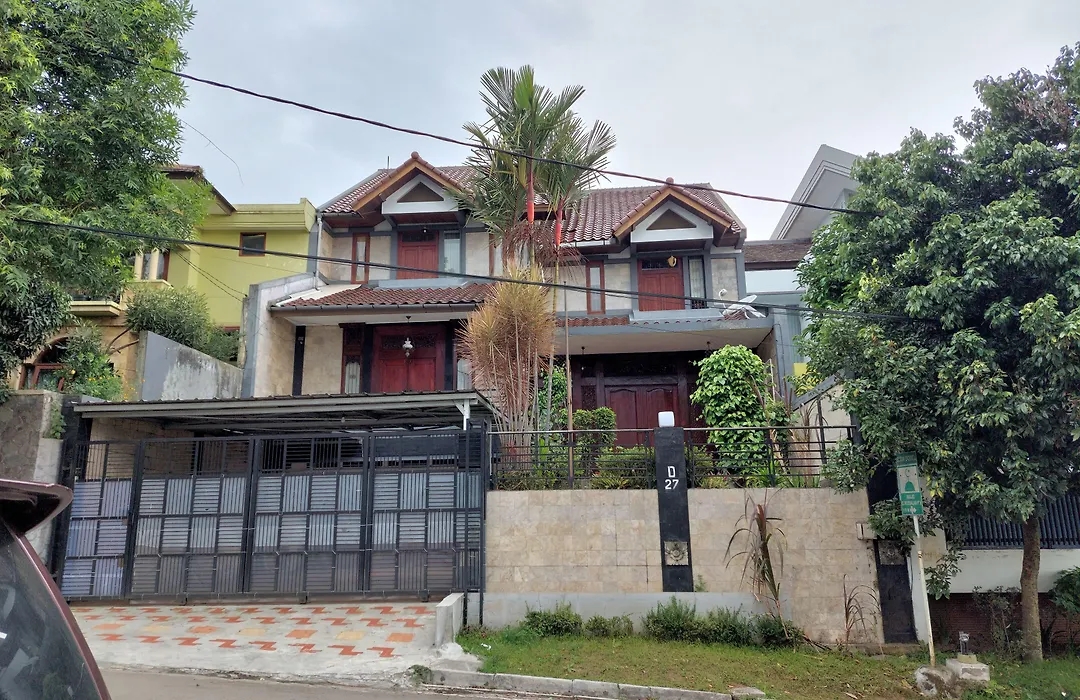 Dewi House Pondok Hijau Parongpong Bandung 1-1