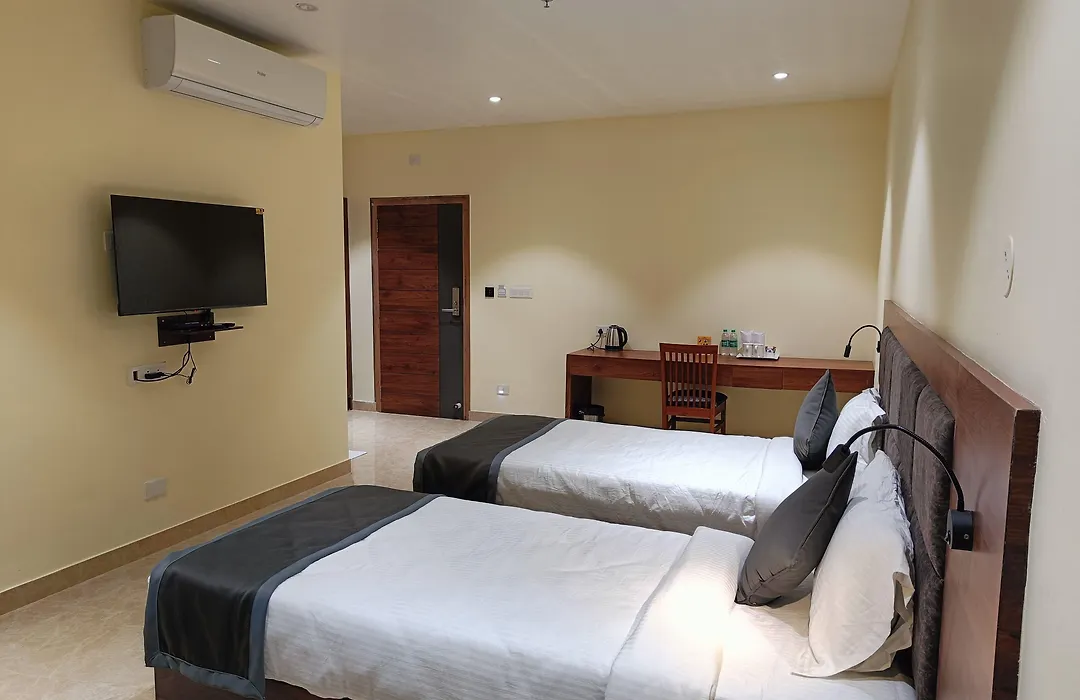 Hotel Golden Orchid-1