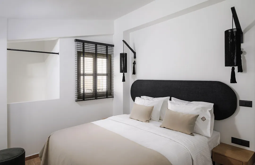 Casa Di Gaga Luxury Suites-1