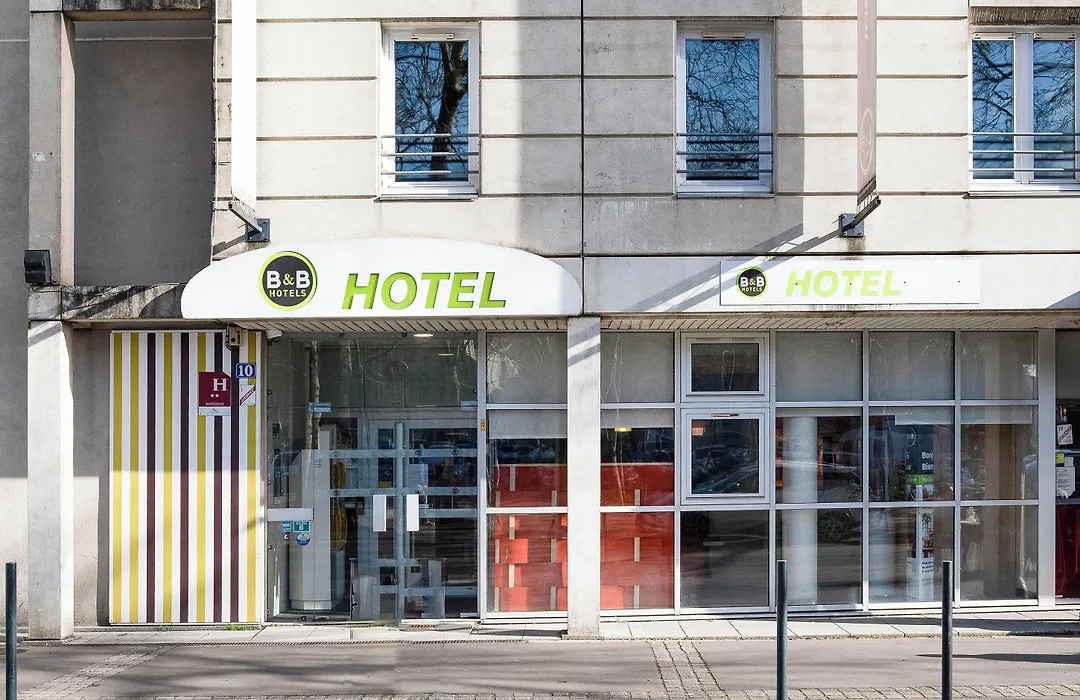 B&B HOTEL Nantes Centre-1
