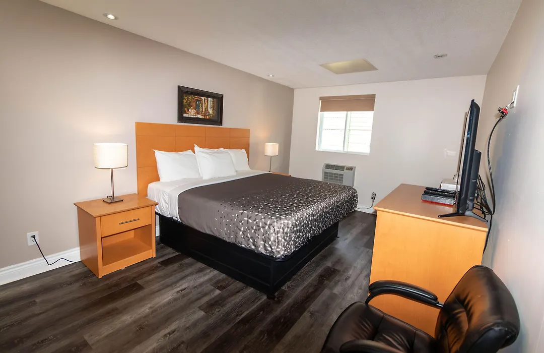 Borden Inn And Suites-1