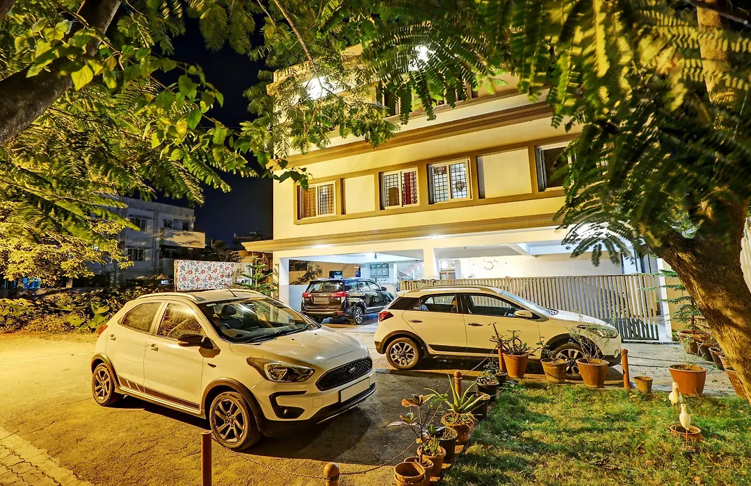 Itsy Hotels Colors Stay-1