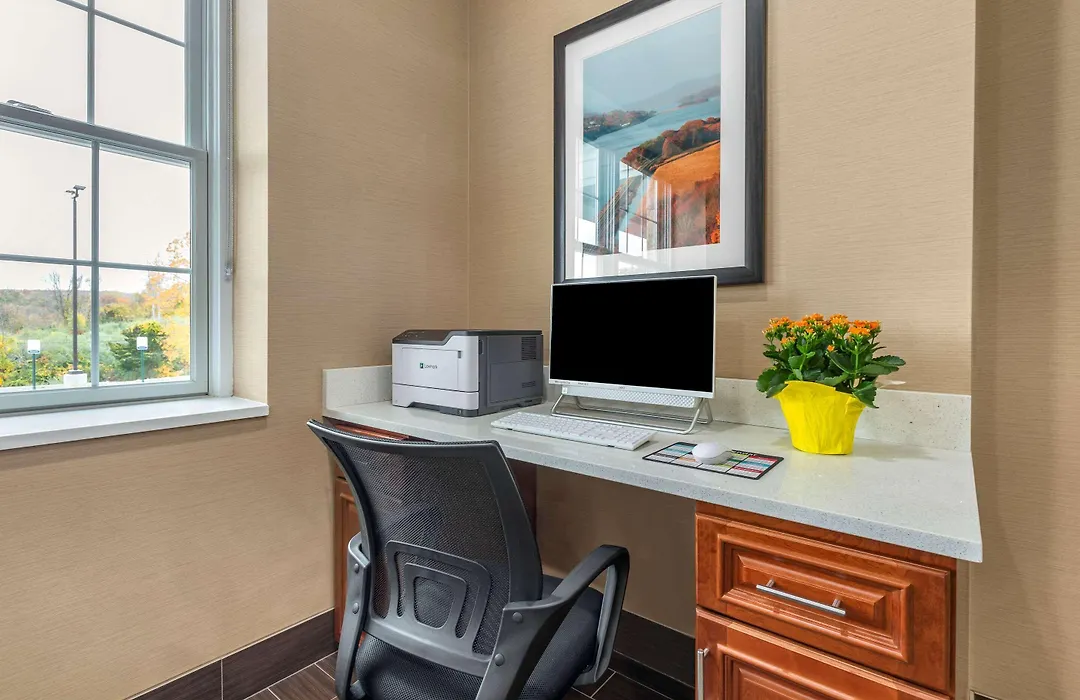 Comfort Inn Brewster-1