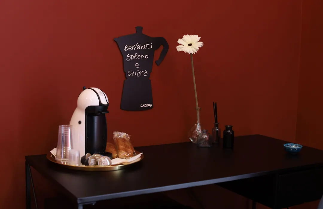 Aroma - Neapolitan Bnb-1