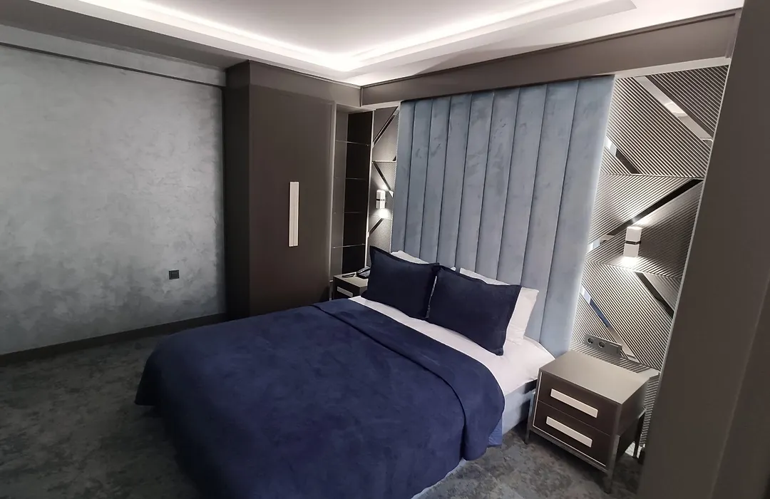 Forever 21 Hotel-1