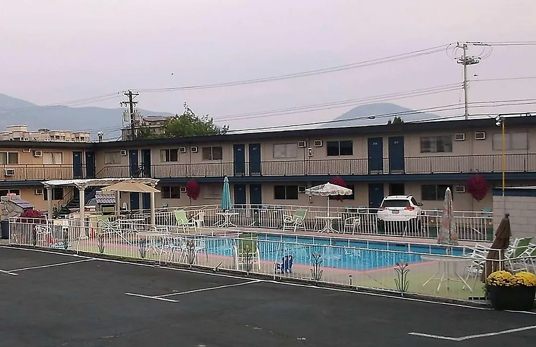 Super 8 By Wyndham Penticton-1