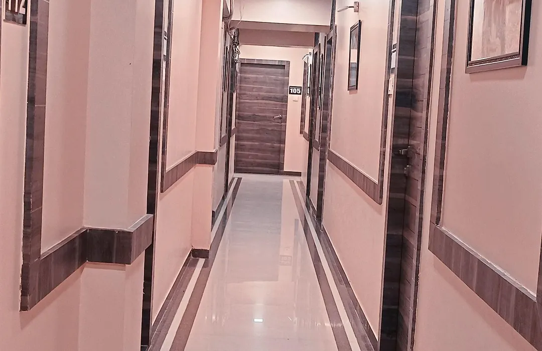 Hotel Golden Park-1
